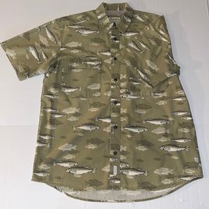 Cabela’s Men’s Medium Short Sleeve Button Up Fish Print Vented Shirt